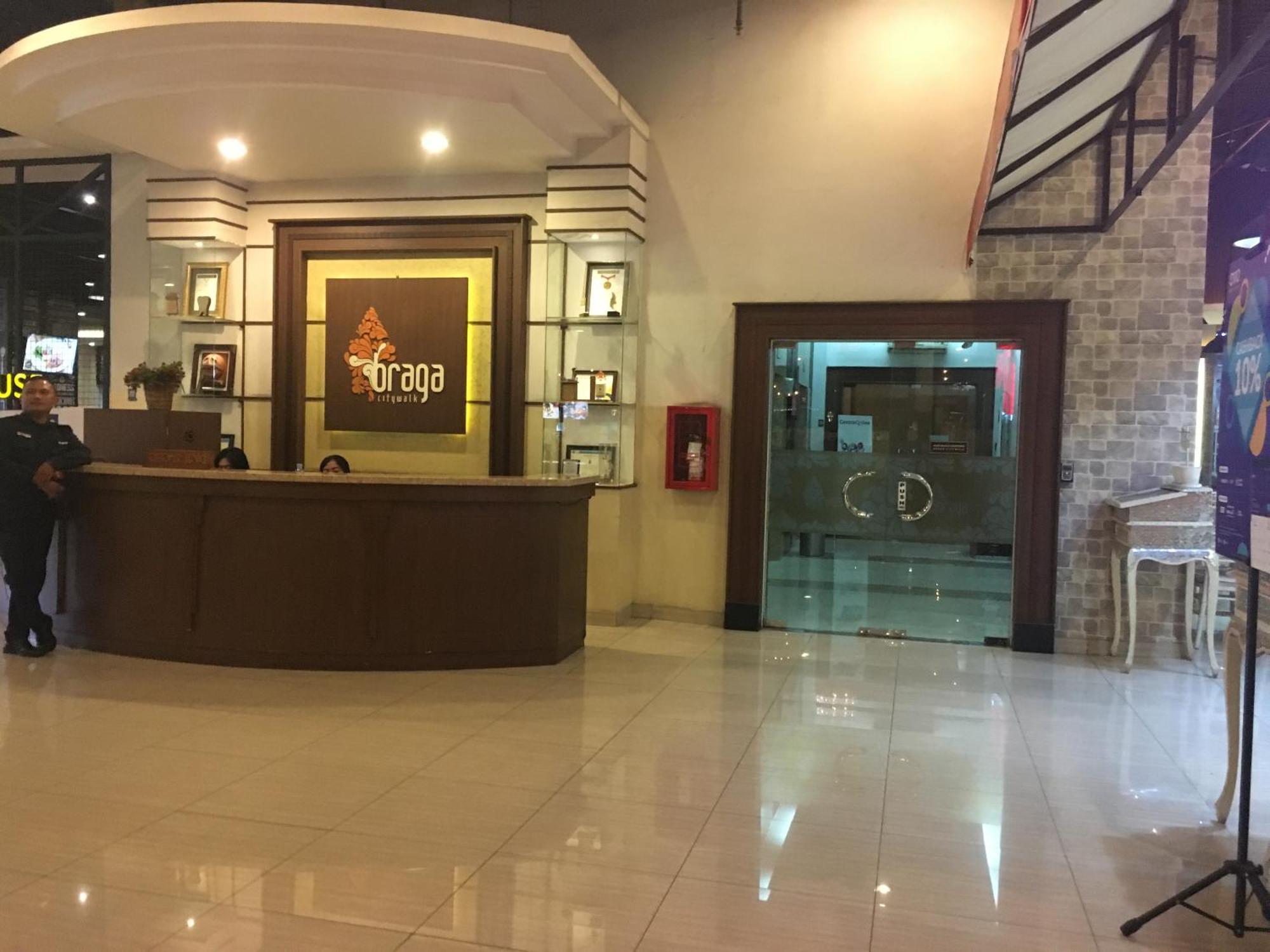 Apartemen Location 2br At Braga Walk By Travelio *